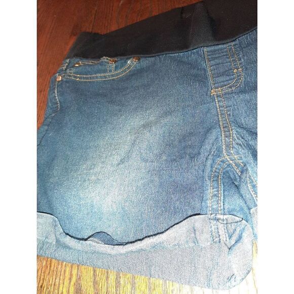 Medium Maternity Oh! Mamma Denim Blue Jean Shorts with Pockets - Picture 3 of 4